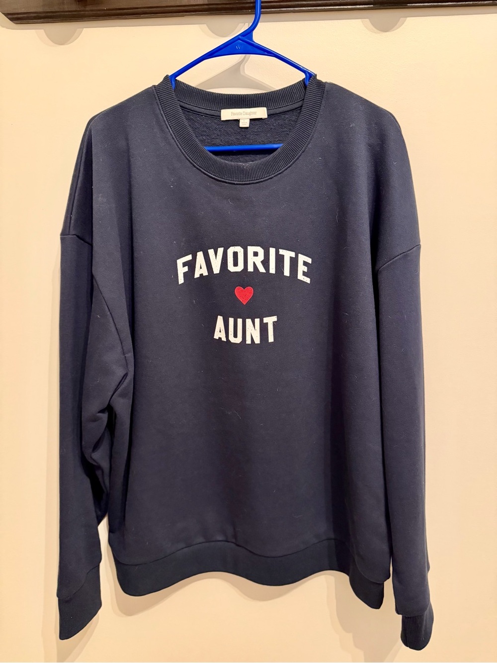The Favorite Aunt Graphic Sweatshirt NWOT - Picture 4 of 7